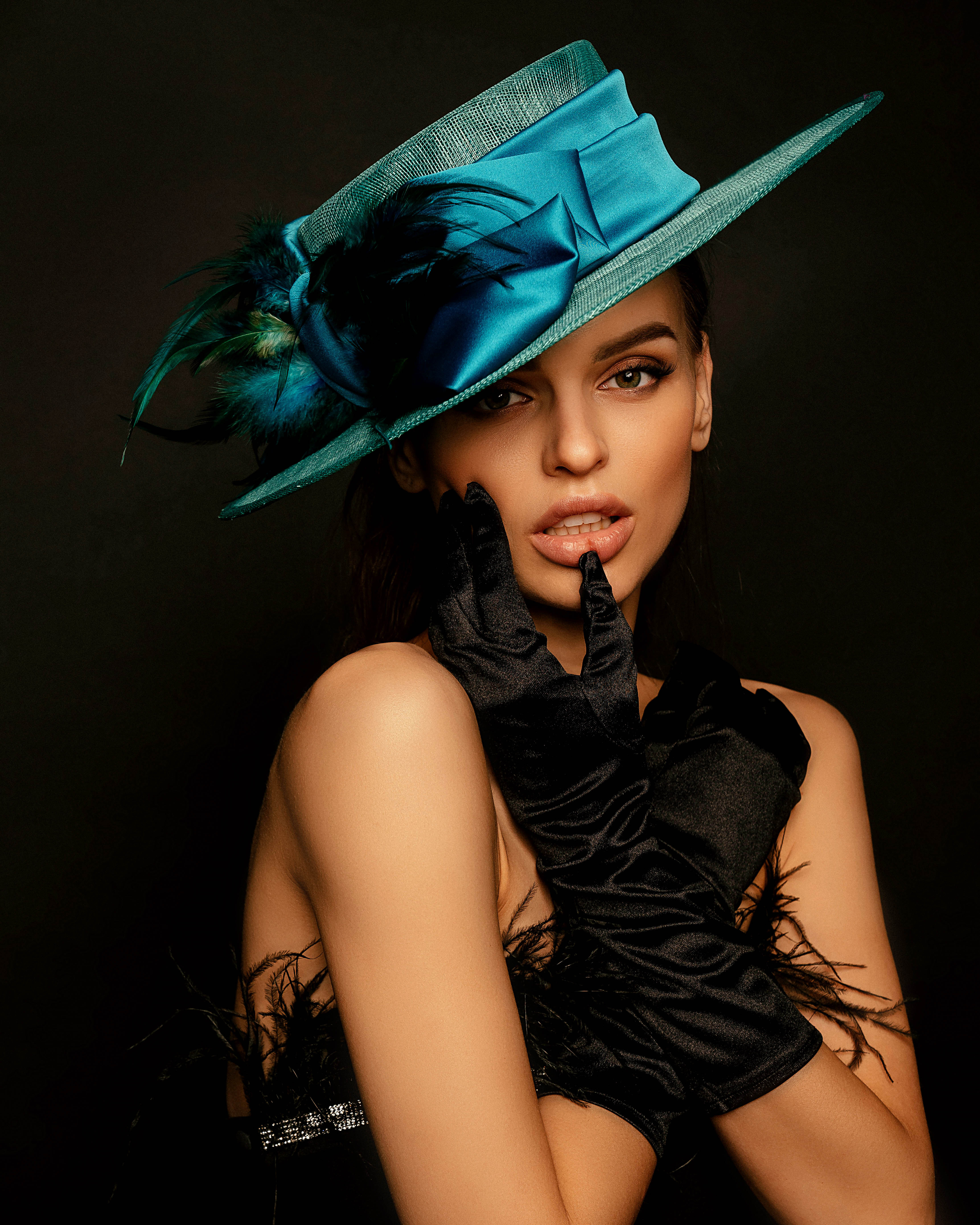 Cocktail hat